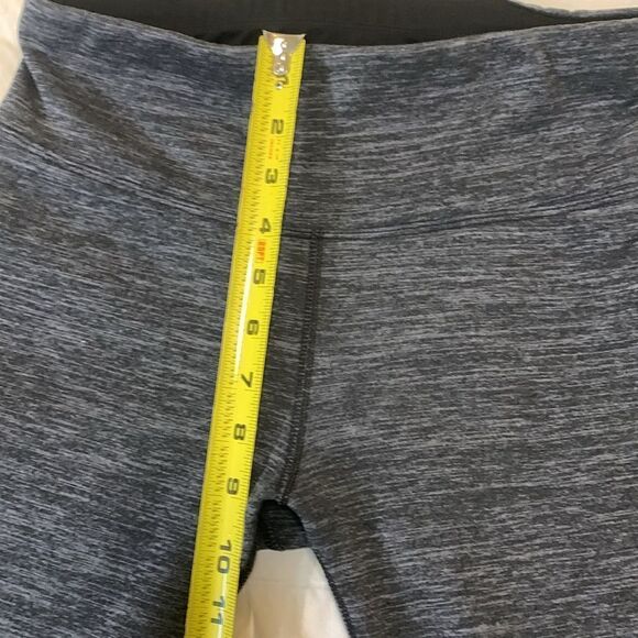 ATHLETA, ALTITUDE TIGHT IN POLARTECH,. Near new, SP - Picture 10 of 13